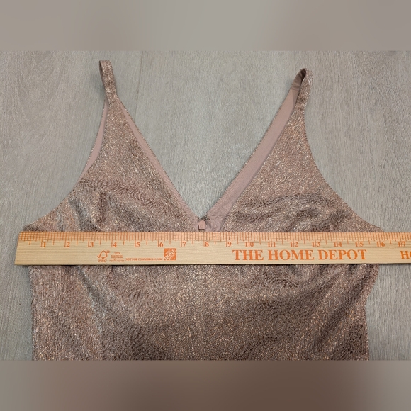 Dress the Population Rose Pink Metallic V-neck Midi Dress, Women's Small - Picture 3 of 6